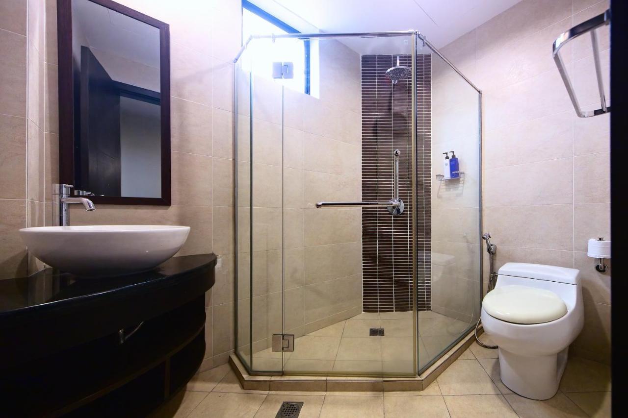 Aa Residen Luxury Condo Homestay 18Mins Walk Tanjung Aru Beach & Golf Course, Not Beach Side Resort Kota Kinabalu Eksteriør billede