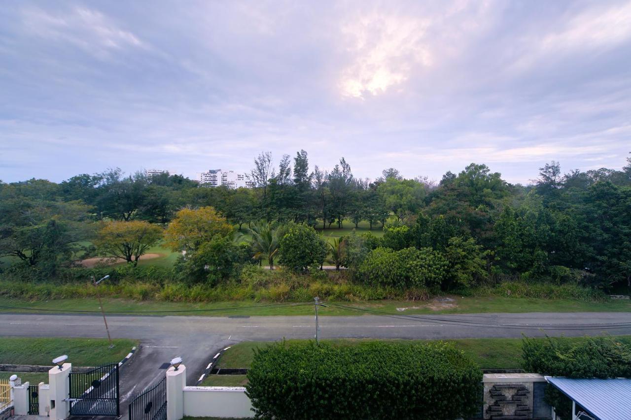 Aa Residen Luxury Condo Homestay 18Mins Walk Tanjung Aru Beach & Golf Course, Not Beach Side Resort Kota Kinabalu Eksteriør billede