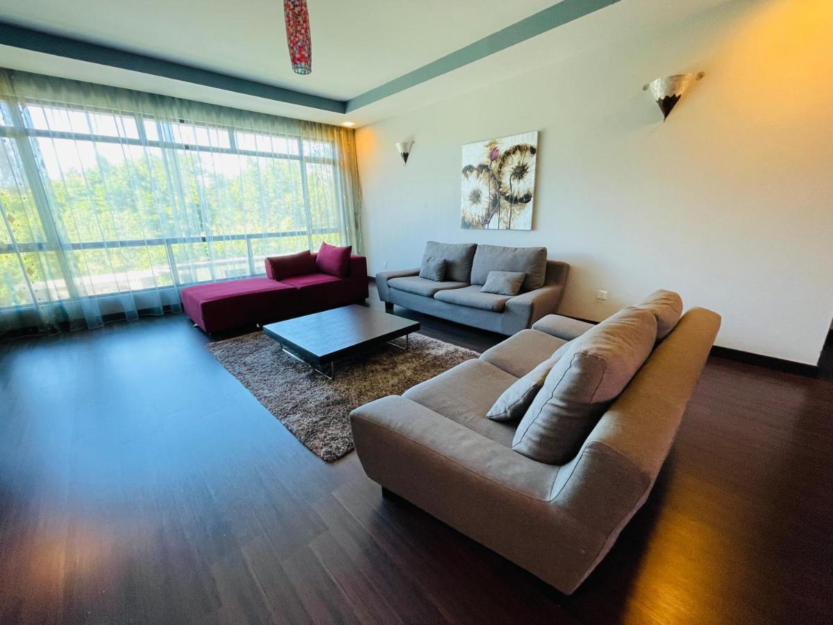 Aa Residen Luxury Condo Homestay 18Mins Walk Tanjung Aru Beach & Golf Course, Not Beach Side Resort Kota Kinabalu Eksteriør billede