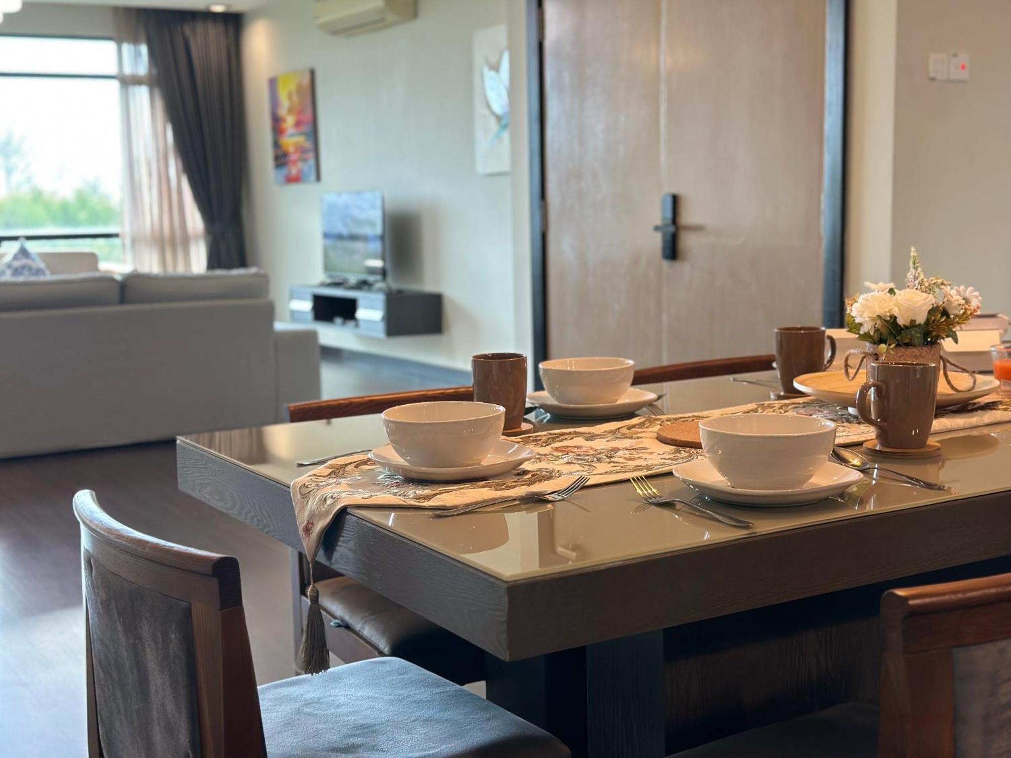 Aa Residen Luxury Condo Homestay 18Mins Walk Tanjung Aru Beach & Golf Course, Not Beach Side Resort Kota Kinabalu Eksteriør billede