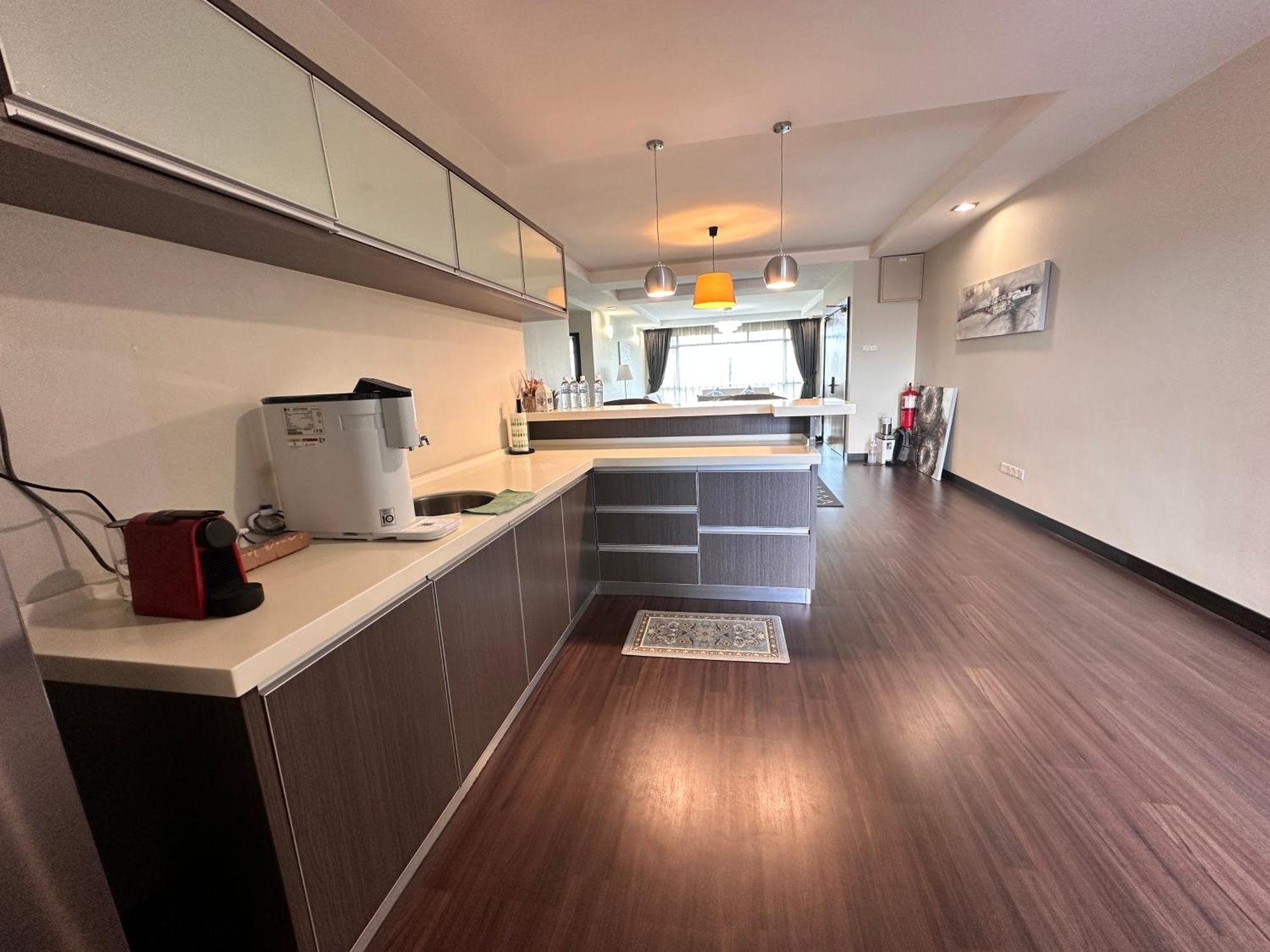 Aa Residen Luxury Condo Homestay 18Mins Walk Tanjung Aru Beach & Golf Course, Not Beach Side Resort Kota Kinabalu Eksteriør billede